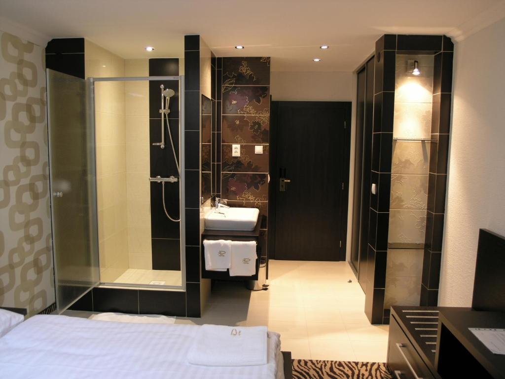 Hotel Druzba Michalovce Room photo